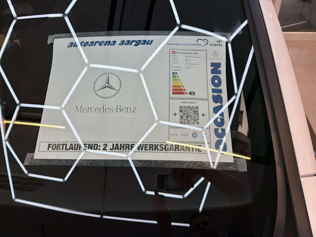 MERCEDES-BENZ GLB 250 4Matic AMG-Line G-Tronic Automat