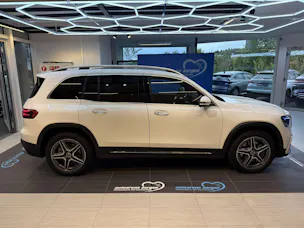 MERCEDES-BENZ GLB 250 4Matic AMG-Line G-Tronic Automat