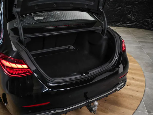 MERCEDES-BENZ C 300 Limo AMG Advance *Werksgarantie*20" Felgen*