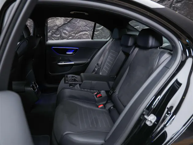 MERCEDES-BENZ C 300 Limo AMG Advance *Werksgarantie*20" Felgen*