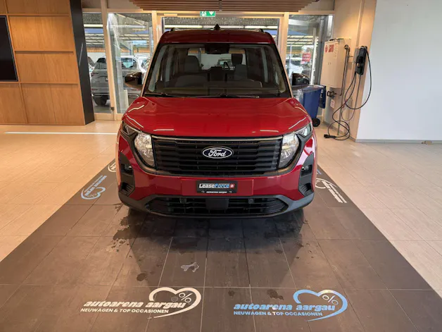 FORD Tourneo Courier 1.0 EcoBoost Titanium Automat
