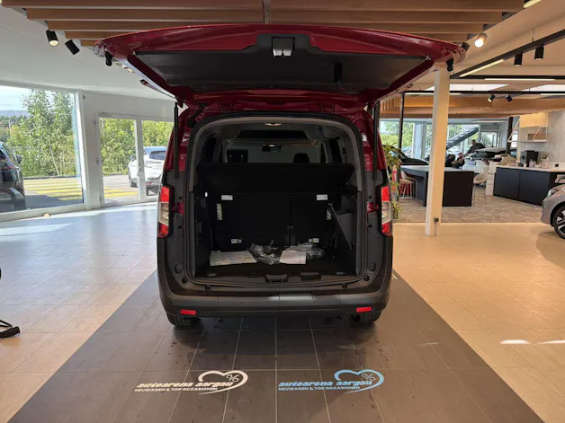 FORD Tourneo Courier 1.0 EcoBoost Titanium Automat