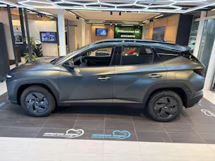 HYUNDAI Tucson 1.6 TGDI HEV Black Line Automat