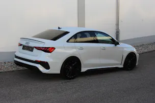 AUDI RS3 Limousine 2.5 TSI quattro S-tronic 🎉1.9%-LEASINGAKTION🎉