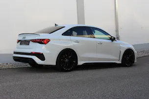 AUDI RS3 Limousine 2.5 TSI quattro S-tronic 🎉1.9%-LEASINGAKTION🎉