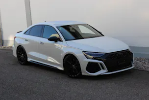 AUDI RS3 Limousine 2.5 TSI quattro S-tronic 🎉1.9%-LEASINGAKTION🎉