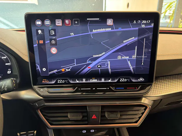 CUPRA LEON ST 2.0 TSi VZ 333PS 4Drive DSG-Automat