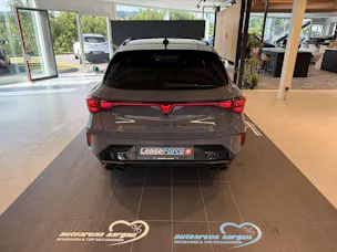 CUPRA LEON ST 2.0 TSi VZ 333PS 4Drive DSG-Automat