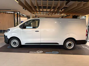 FIAT Scudo 2.0 BlueHDi L3 3-Plätzer EAT-Automat