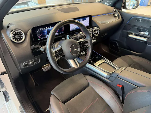 MERCEDES-BENZ B 250 4Matic AMG Line DCT-Automat