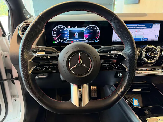 MERCEDES-BENZ B 250 4Matic AMG Line DCT-Automat