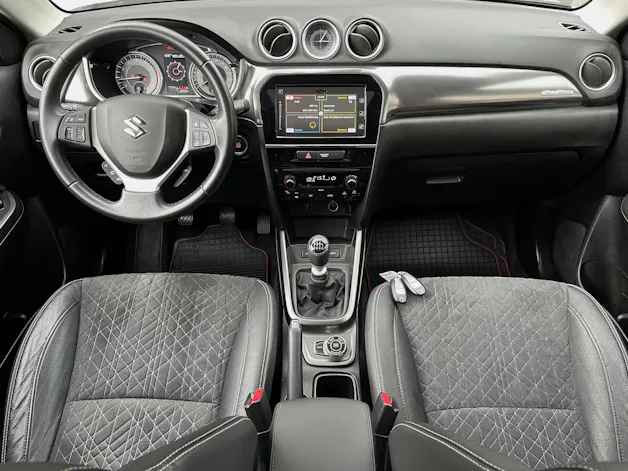 Suzuki Vitara 1.4 Boosterjet Compact Top