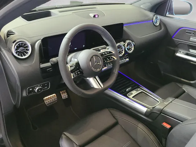 MERCEDES-BENZ GLA 250 AMG 4M Swiss Star H247