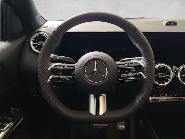 MERCEDES-BENZ GLA 250 AMG 4M Swiss Star H247