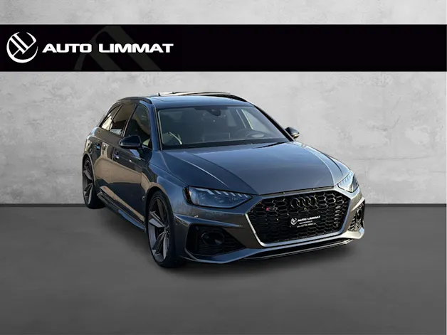AUDI RS4 Avant quattro tiptronic