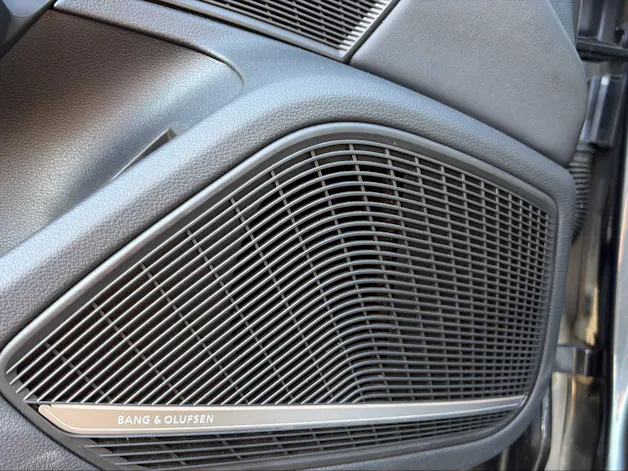 AUDI RS4 Avant quattro tiptronic