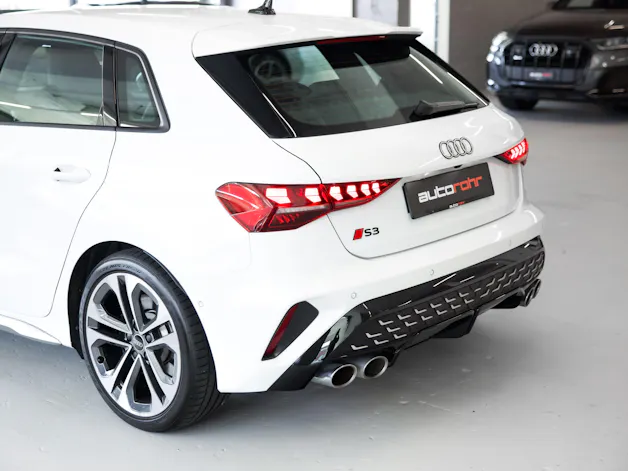 AUDI S3 Sportback TFSI quattro S-tronic