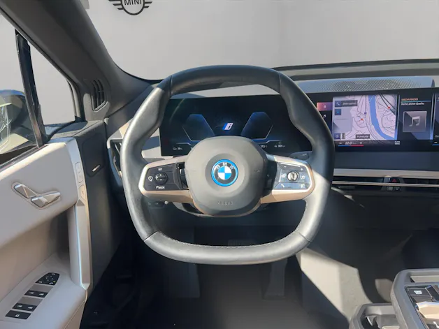 BMW iX xDrive40
