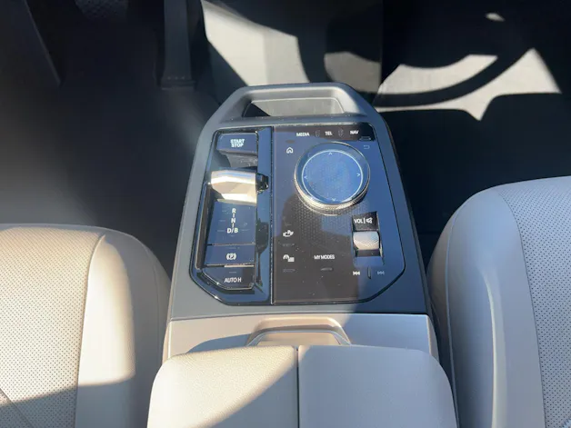 BMW iX xDrive40