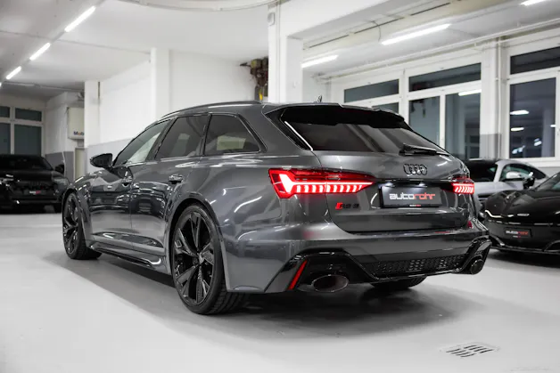 AUDI RS6 Avant 4.0 TFSI V8 quattro *Ch-Fhz.*