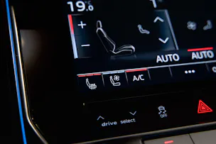 AUDI RS6 Avant 4.0 TFSI V8 quattro *Ch-Fhz.*