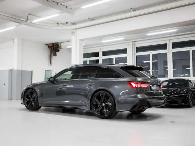 AUDI RS6 Avant 4.0 TFSI V8 quattro *Ch-Fhz.*