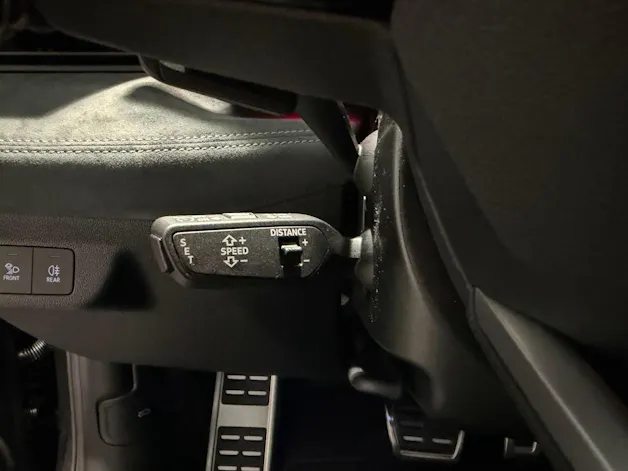 AUDI A3 Sportback TFSI 110 kW S line Attraction S tronic