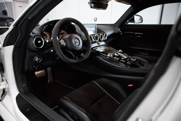 MERCEDES-BENZ AMG GT R Speedshift DCT *CH-Fhz.*