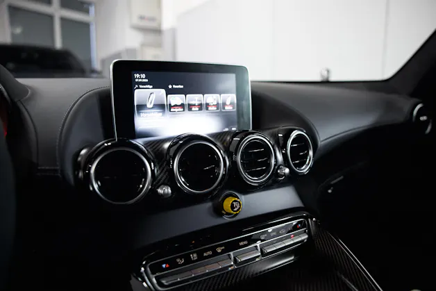 MERCEDES-BENZ AMG GT R Speedshift DCT *CH-Fhz.*