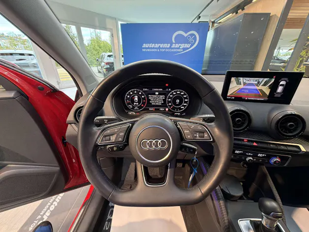 AUDI Q2 1.4 TFSI sport S-Tronic Automat