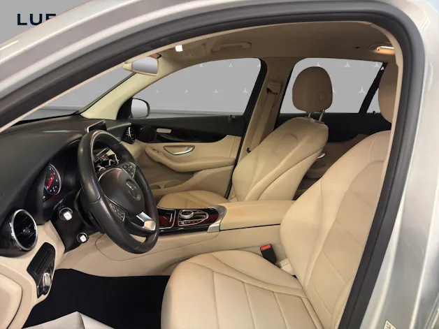MERCEDES-BENZ GLC 250 d 4M - Exclusive / Rückfahrkamera / Park-Paket / Spiegel-Paket