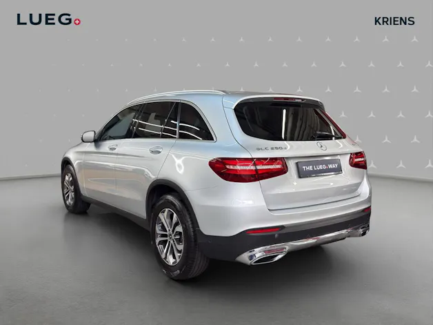 MERCEDES-BENZ GLC 250 d 4M - Exclusive / Rückfahrkamera / Park-Paket / Spiegel-Paket