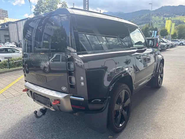 Land Rover Defender 90 P400 I6 First Edition 3.0 AT8
