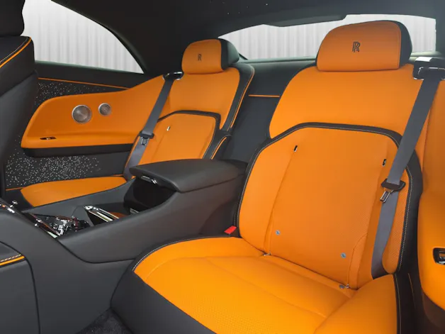 Rolls Royce ROLLS-ROYCE Spectre - Silver Badge