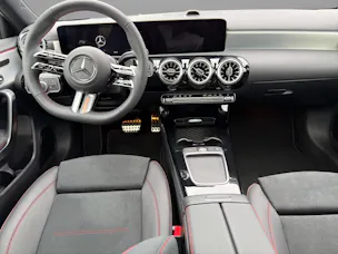 MERCEDES-BENZ A 220 4Matic 8G-DCT