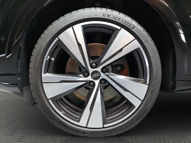 AUDI Q5 TDI quattro 150 kW S-tronic
