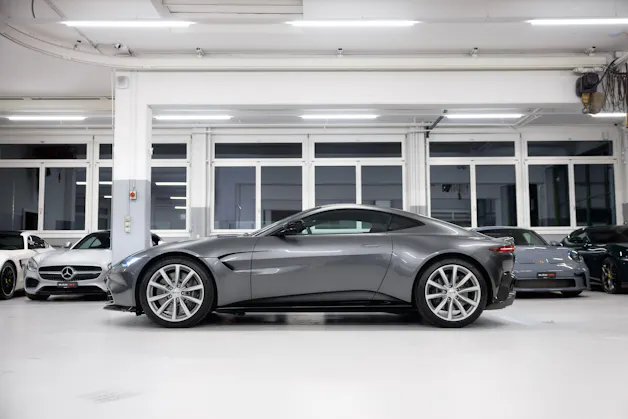 ASTON MARTIN V8 Vantage 4.0 Coupé
