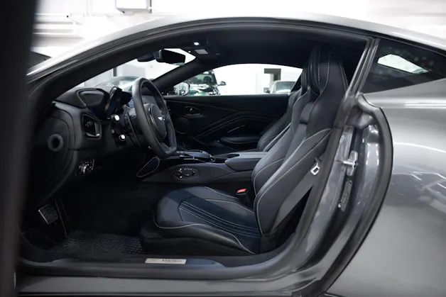 ASTON MARTIN V8 Vantage 4.0 Coupé