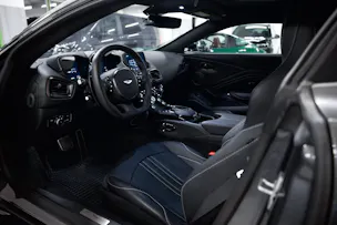 ASTON MARTIN V8 Vantage 4.0 Coupé