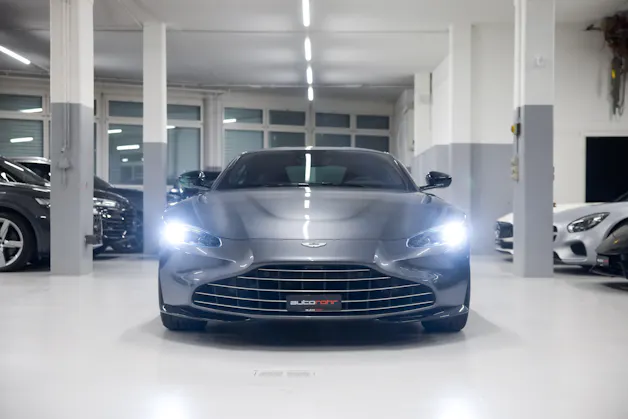ASTON MARTIN V8 Vantage 4.0 Coupé