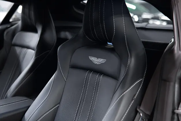 ASTON MARTIN V8 Vantage 4.0 Coupé