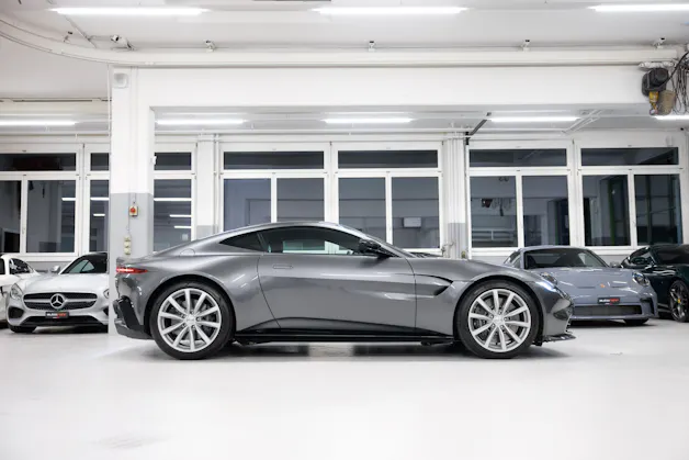 ASTON MARTIN V8 Vantage 4.0 Coupé