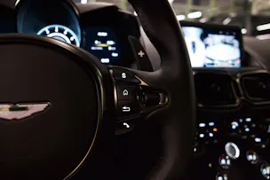 ASTON MARTIN V8 Vantage 4.0 Coupé