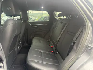 Land Rover Range Rover Evoque 2.0 T R-Dynamic SE
