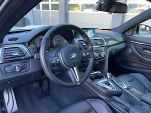 BMW M4 Coupé Competition DKG