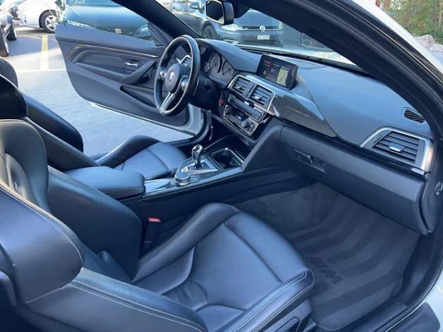 BMW M4 Coupé Competition DKG