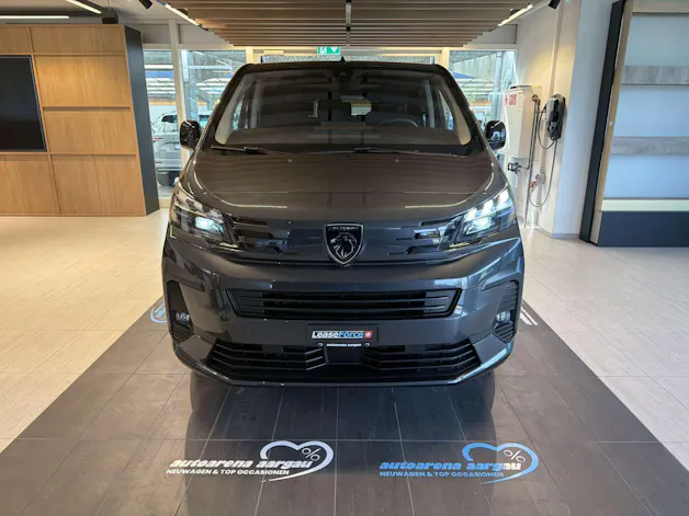 PEUGEOT Traveller 2.0 BlueHDi 9-Plätzer Business Long EAT-Automat