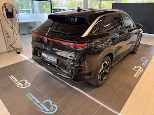 VW T-Roc 1.5 eTSi mHEV R-Line DSG-Automat