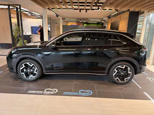 VW T-Roc 1.5 eTSi mHEV R-Line DSG-Automat