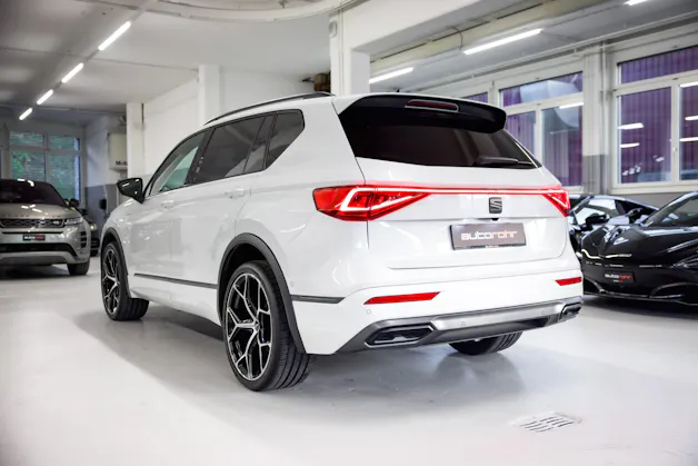 SEAT Tarraco 2.0 TSI FR 4Drive DSG *7 Plätzer*